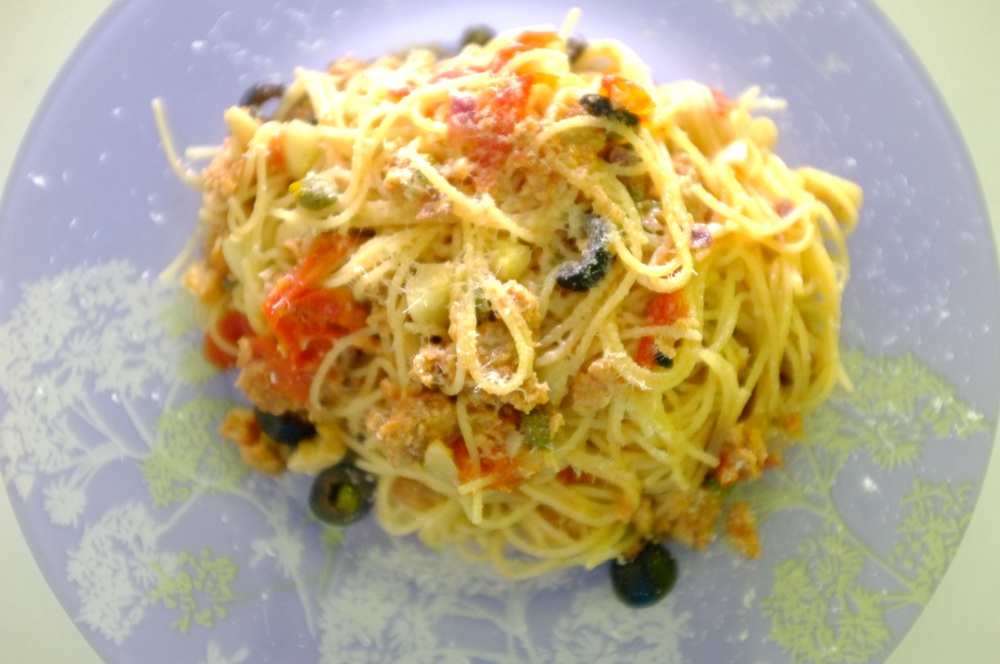 VEGETARIAN BOLOGNESE. Capellini n.1, garlic, fresh plum tomatoes, a